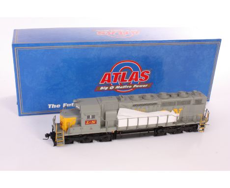 An Atlas American 0 Gauge 2-rail SDP-35 Diesel locomotive: ref no. 7817-1, in Louisville & Nashville RR grey/yellow livery as