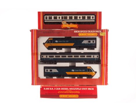 Hornby (Margate) 00 Gauge Inter-City and DMU Train Packs: R370 BR blue, yellow and grey HST 3-Car set and R700 BR blue and wh