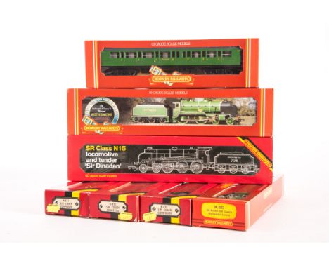 Hornby (Margate) Southern Railway Locomotives and Rolling Stock: R 154 ‘Sir Dinadan’ 4-6-0 in Olive Green; R380 ‘Stowe’ 4-4-0