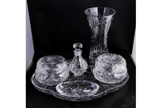 An Edinburgh crystal dressing table set together with a vase ... An Edinburgh crystal dressing table set together with a vase ...
