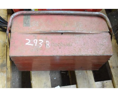 Cantilever toolbox to include a large quantity of spanners