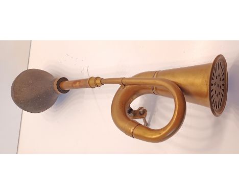 BRASS KLAXON WITH BRACKET AND FILTER CAR HORN