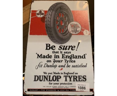 A METAL VINTAGE STYLE DUNLOP TYRES SIGN 20CM X 30CM 