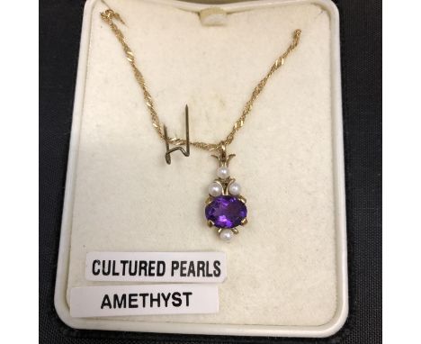 AN AMETHYST AND CULTURED PEARL PENDANT ON A 9CT GOLD NECKLACE 3.3 GRAMS 