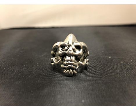 A SKULL RING 