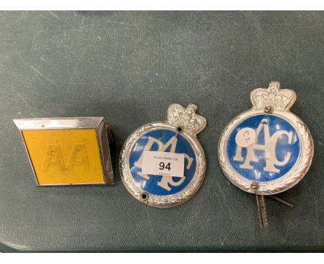 THREE AUTOMOBILE METAL PLAQUES TO INCLUDE RAC AND AA 