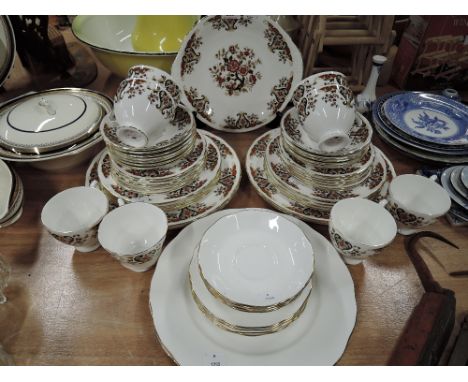 A vintage part dinner service by Colclough pat no 8525