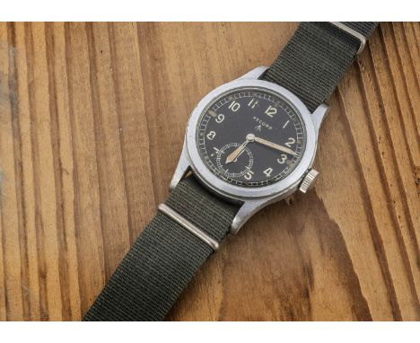 A WWII period Record Military "Dirty Dozen" stainless steel gentleman's wristwatch, 35mm, black dial with broad arrow and hav