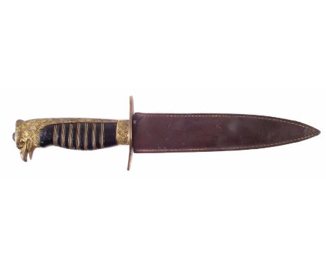 Italian Fascist youth dagger, with eagle head pommel and wire bound grip, with brown leather scabbard, 30cm overall length. W