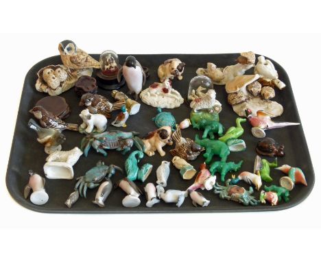 Collection of miniature ceramic animal models by Doulton and other factories mid 19th century and later. We are unable to pro