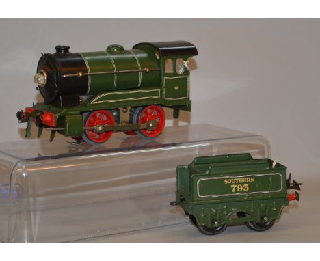 O Gauge Hornby EO20 0-4-0 tender engine. 20 volt electric. Southern 793. In unrestored condition.