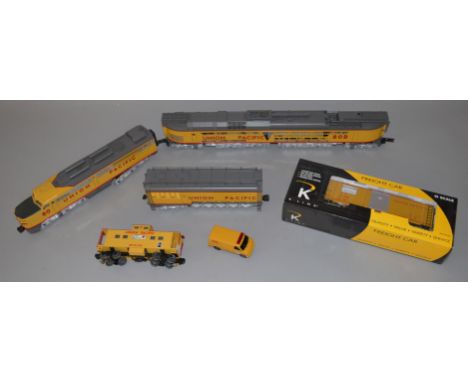 O Gauge. MTH Electric Trains (USA). Union Pacific #80 Coal Turbine Engine 3 piece set with additional boxed voltmeter car (K 