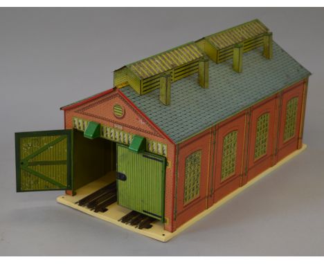 O Gauge. Hornby. No.2 engine shed, 3 rail. Overall F/G missing smoke vents to one side of roof.