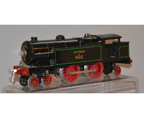 O Gauge Hornby No.2 special 4-4-2 electric tank engine. Southern black livery E492. Nicely restored, fitted with replacement 