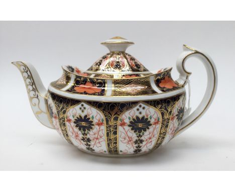 A Royal Crown Derby Imari 1128 teapot, first quality 