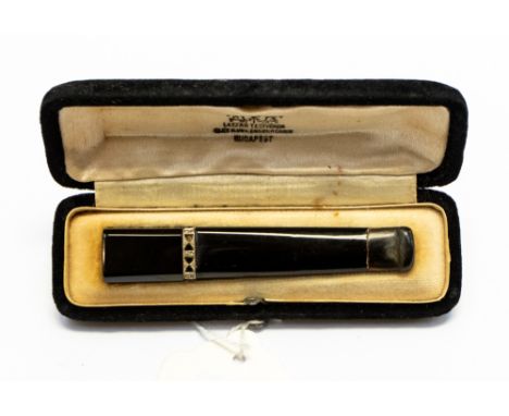 An Art Deco cheroot holder with geometric band set rose cut diamonds a/f, length approx 8cm in original case