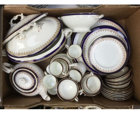 Aynsley, Leighton pattern, part dinner service with tea and coffee wares (1 box)
