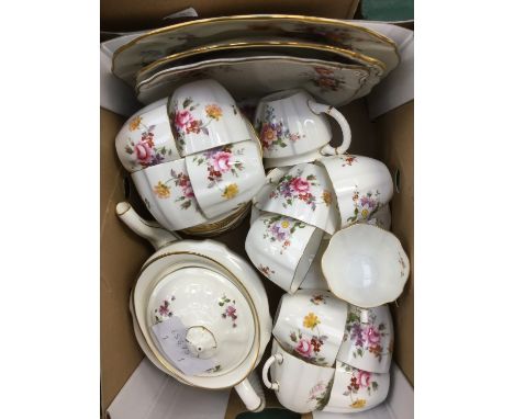 Royal Crown Derby 'Posie' twelve piece tea service with large teapot, sugar bowl and milk jug (42) bread/butter plates (one b