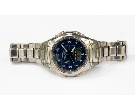 A Casio Wave Ceptor, large sized stainless steel watch