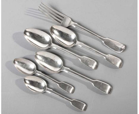A MISCELLANEOUS COLLECTION OF CAPE SILVER FIDDLE PATTERN FLATWARE, WILLIAM MOORE Comprising two teaspoons, three dessert spoo