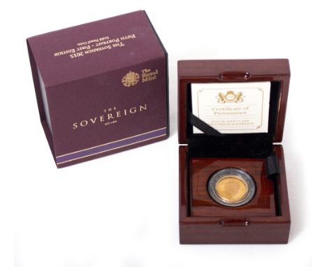 THE ROYAL MINT 2015 FIFTH PORTRAIT FIRST EDITION GOLD SOVEREIGN  in a fitted box