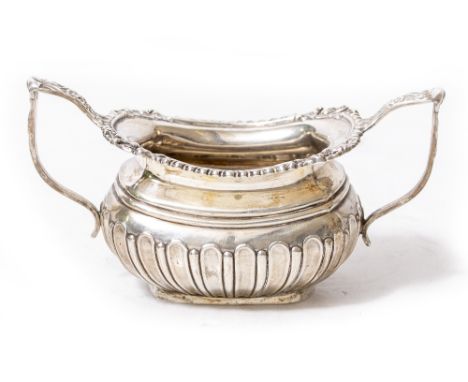 AN EDWARDIAN TWIN HANDLED SUGAR BASIN  in the Georgian style with marks for Sheffield 1905 and approximately 199 grams in wei