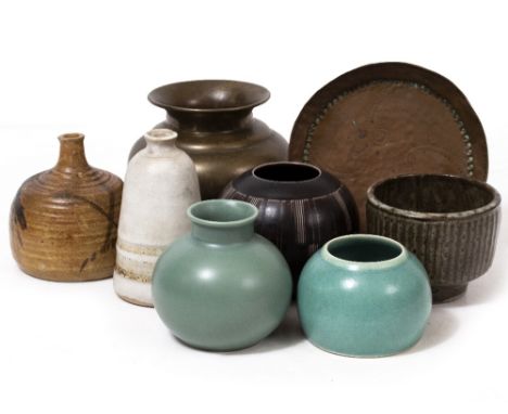 A GROUP OF STUDIO POTTERY  together with a Poole pottery vase, 19th century brass bowl and an arts and crafts hammered copper