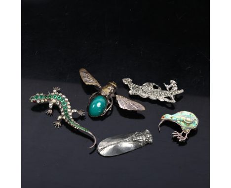 Various figural animal brooches, including Continental silver lizard, cicada etc 