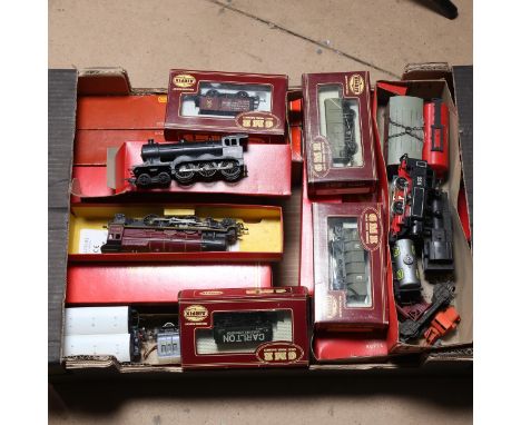 A quantity of Vintage diecast model railway locomotives and tenders, including Tri-ang Princess Royal, Airfix GMR etc (boxful