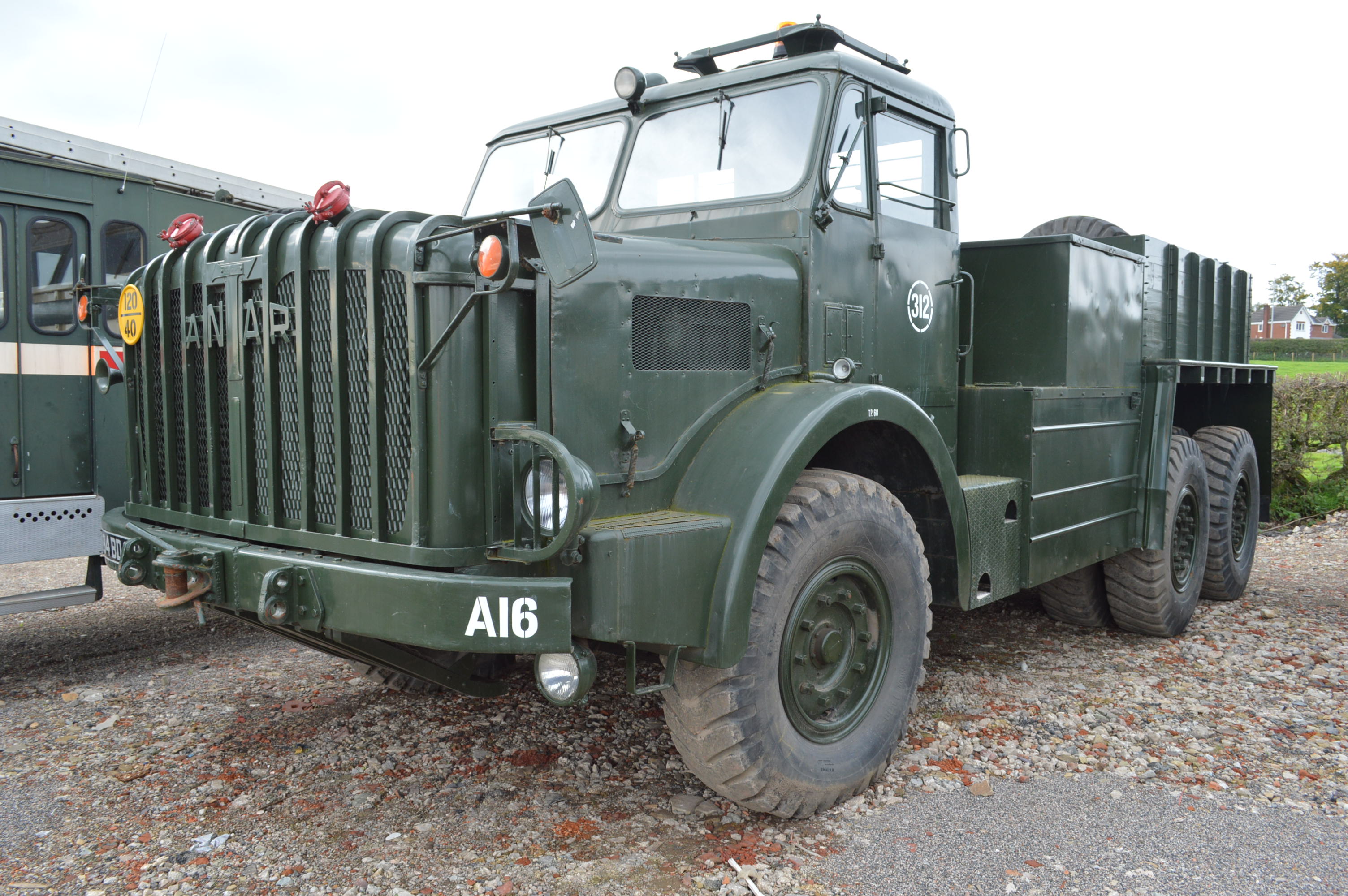 Thornycroft ANTAR 6x4 PETROL ENGINE TANK TRANSPORTER TRACTOR ...