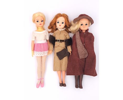 Pedigree Sindy three vintage 1980s dolls, including: (1) 1982 Window Shopping, auburn re-root; (2) 1982 Active Sindy; (3) 198