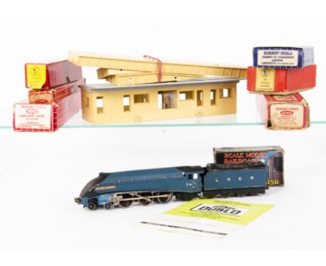 Hornby-Dublo Trix Graham Faish 00 Gauge 2 and 3-Rail Locomotive Coaches and spares, Dublo LNER blue class A4 No 7 'Sir Nigel 
