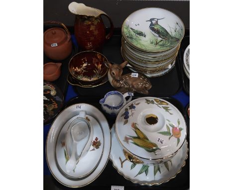 Assorted collectors plates including bird themed, Carlton Ware Bullrushes bowl, a Spode jug, Royal Worcester Evesham tablewar