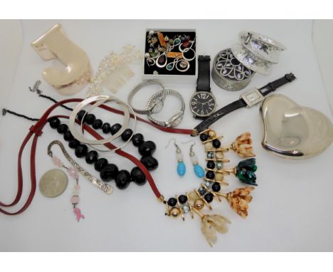 A Zara floral acrylic necklace together with two trinket boxes and more costume jewellery Condition Report:No condition repor