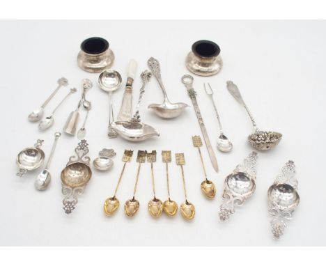 A collection of silver including a set of silver gilt coffee spoons by Norman Cherry, Edinburgh 1981, from a limited edition 