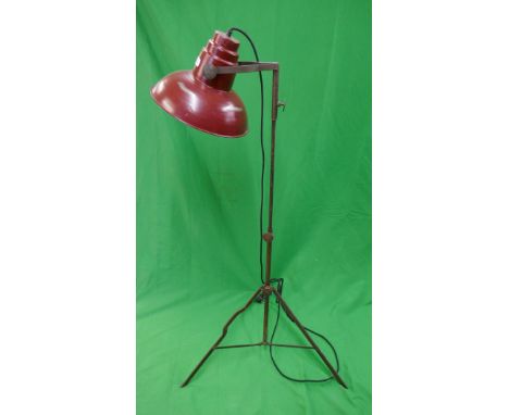 Industrial style tripod lamp 