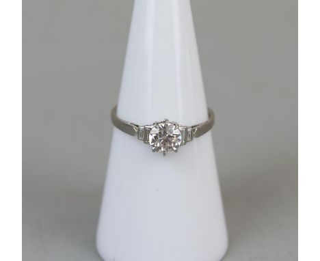 Platinum diamond solitaire ring - Size M 