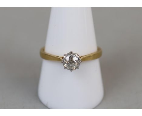 18ct gold diamond solitaire ring - Size S 