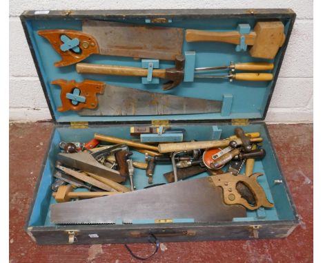 Vintage tool chest to include carpentry tools 
