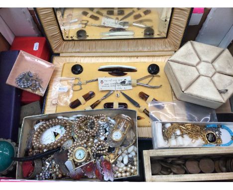 Group of costume jewellery, vintage cased manicure set, coins and sundries