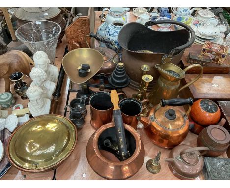 Copper coal scuttle, kitchen scales and other copper and brass ware.