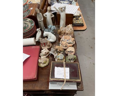 Ten Lilliput Lane cottages, five Lladro figures, a Wade animal and assorted coins