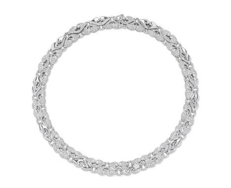 BULGARI: DIAMOND 'NUVOLE' NECKLACEDesigned as a series of fancy-links, set with brilliant-cut diamonds, diamonds approx. 8.00