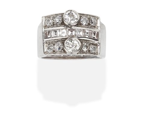 DIAMOND DRESS RING, CIRCA 1930Old and step-cut diamonds, diamonds approx. 1.20cts total, ring size approx. N (leading edge)Fo