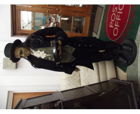 6ft automaton Halloween butler, audio with several phrases, mains powered 
