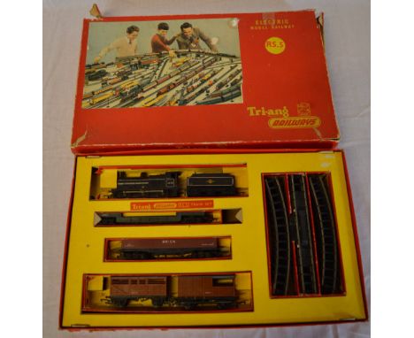 TriAng electric model railway set RS.5, tatty box 