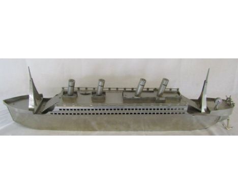 Stainless steel model of the Titanic L 89 cm