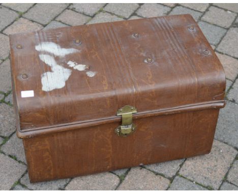 Tin trunk