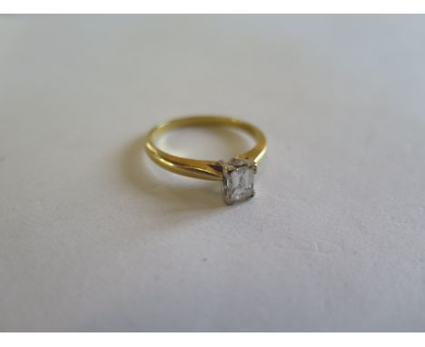 An 18ct yellow gold solitaire ring, diamond approx 0.50ct, size P, approx 3.3 grams, overall good condition