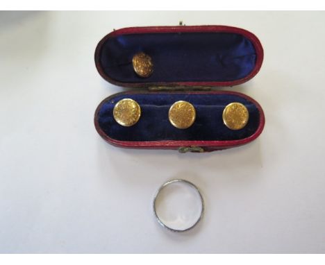 Three 9ct gold studs and a gilt metal button and a platinum ring, 9ct approx 3 grams, platinum approx 2.6 grams 